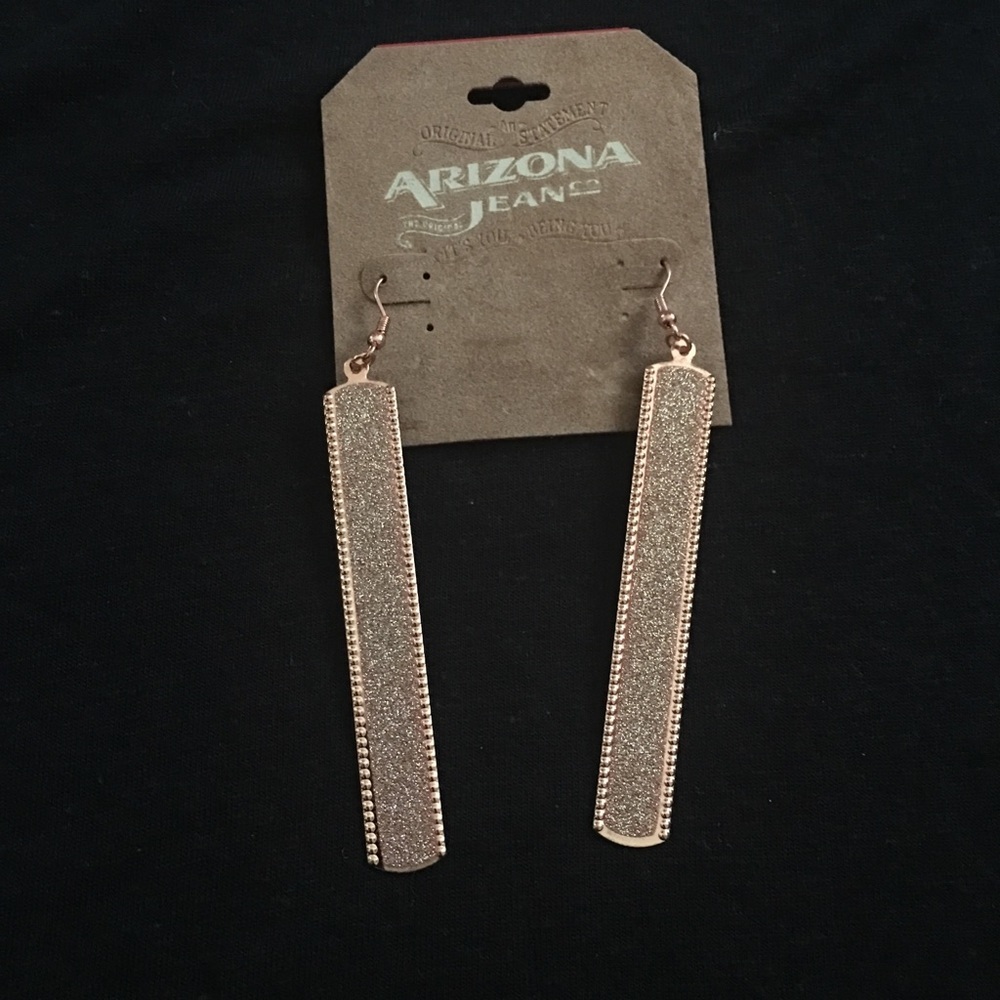 Arizona‎ Jean Co  earrings